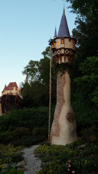 The tower plays some of the score from the film. Rapunzel can be heard singing the Healing Incantation, and when she does, her hair 