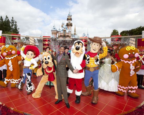 Nick Cannon with Lots of Familiar Faces