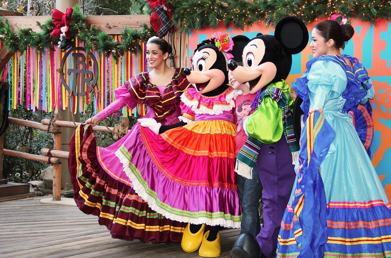 Mickey and Minnie demonstrated some fine dance moves.