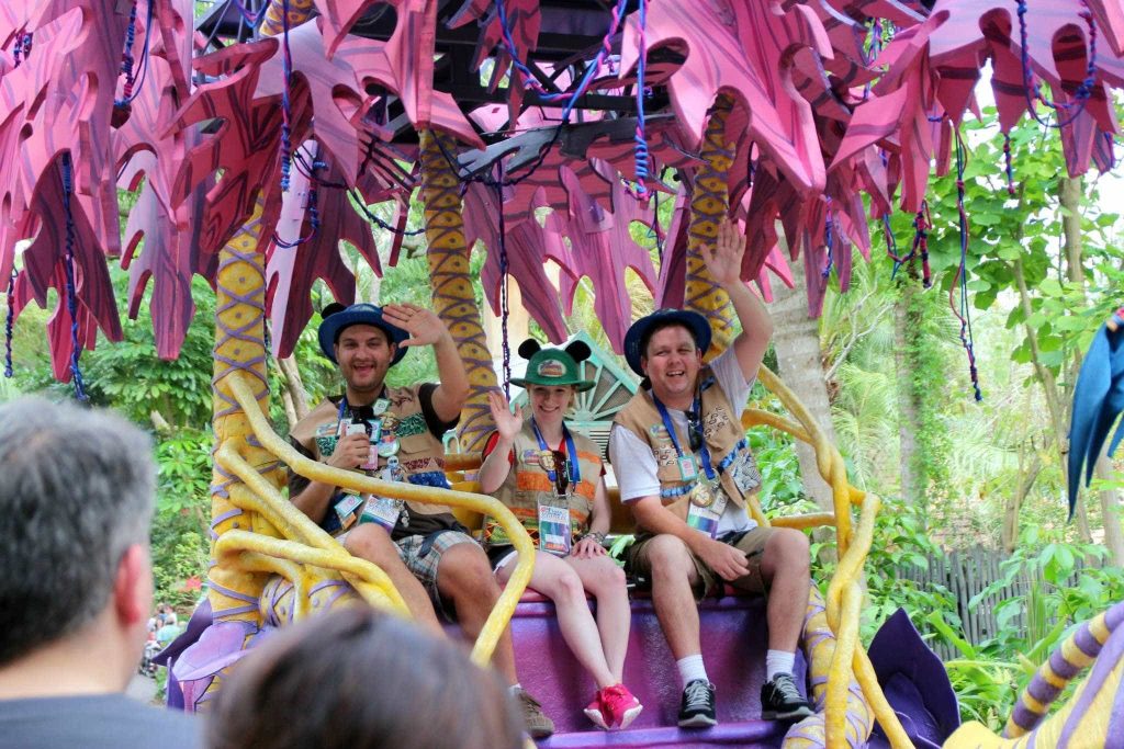 476289_10151869280234829_1295612594_o