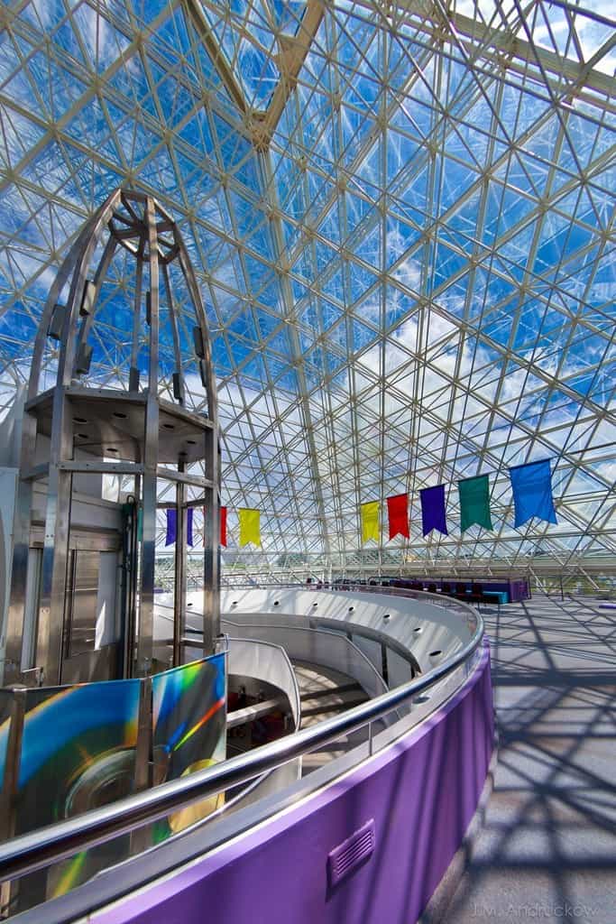 6282606011_821a0ff63f_b