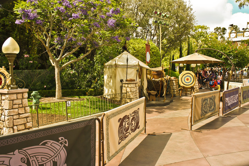 Long lines to see Merida by It's a Small World.
