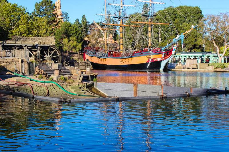 Work being done on Fantasmic.