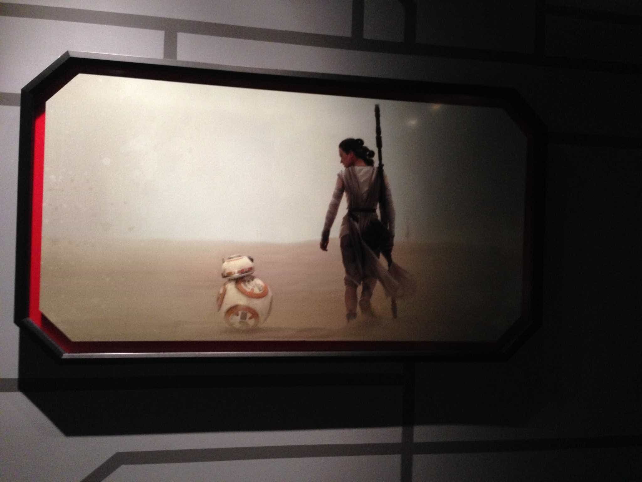 Star Wars Launch Bay 120115 057