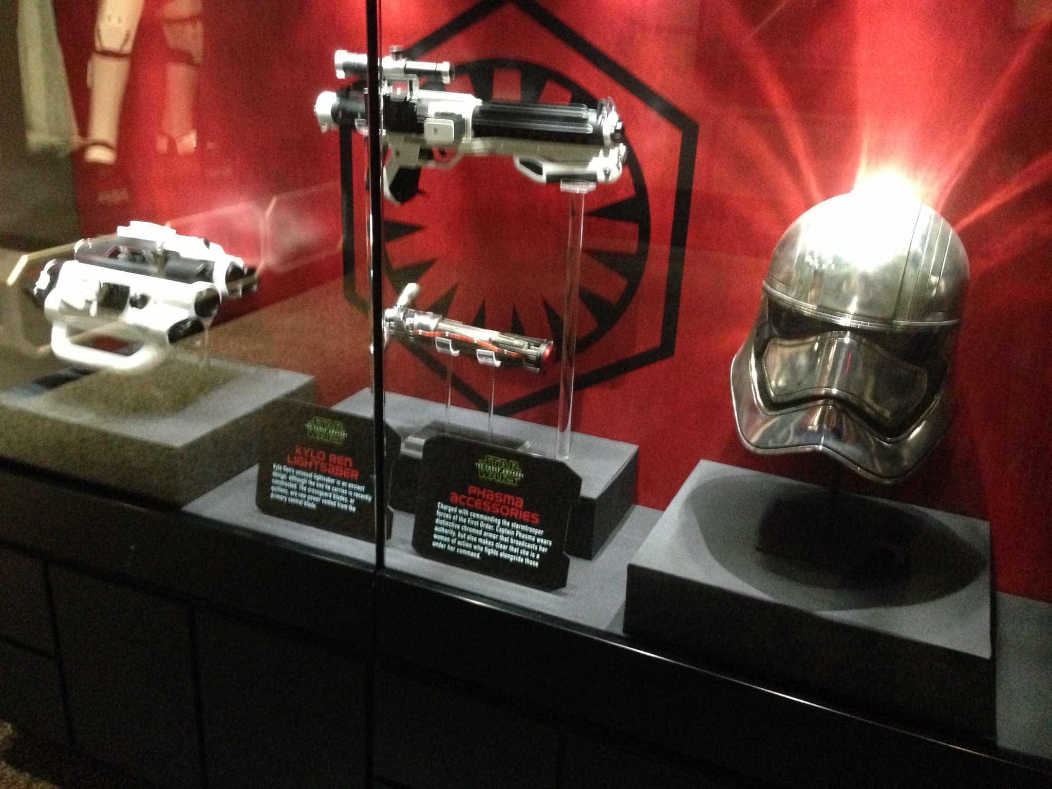 Star Wars Launch Bay 120115 065