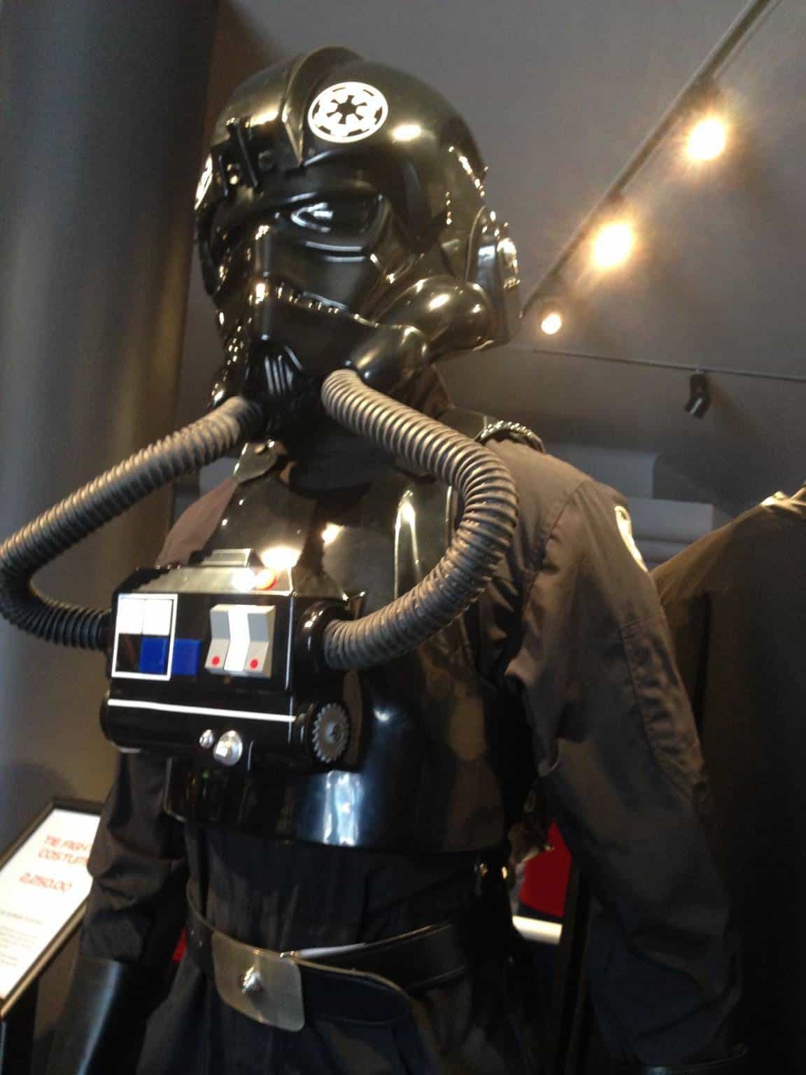 Star Wars Launch Bay 120115 149