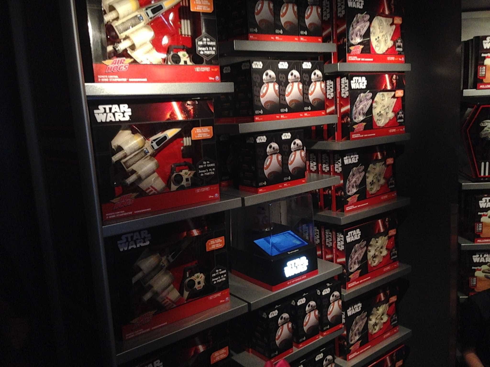 Star Wars Launch Bay 120115 163