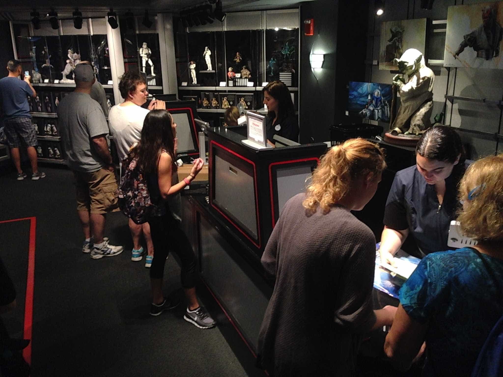 Star Wars Launch Bay 120115 177