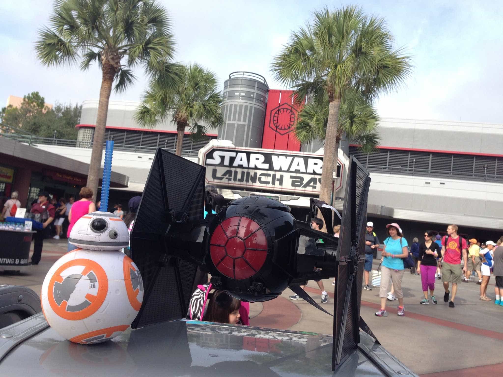 Star Wars Launch Bay 120115 179