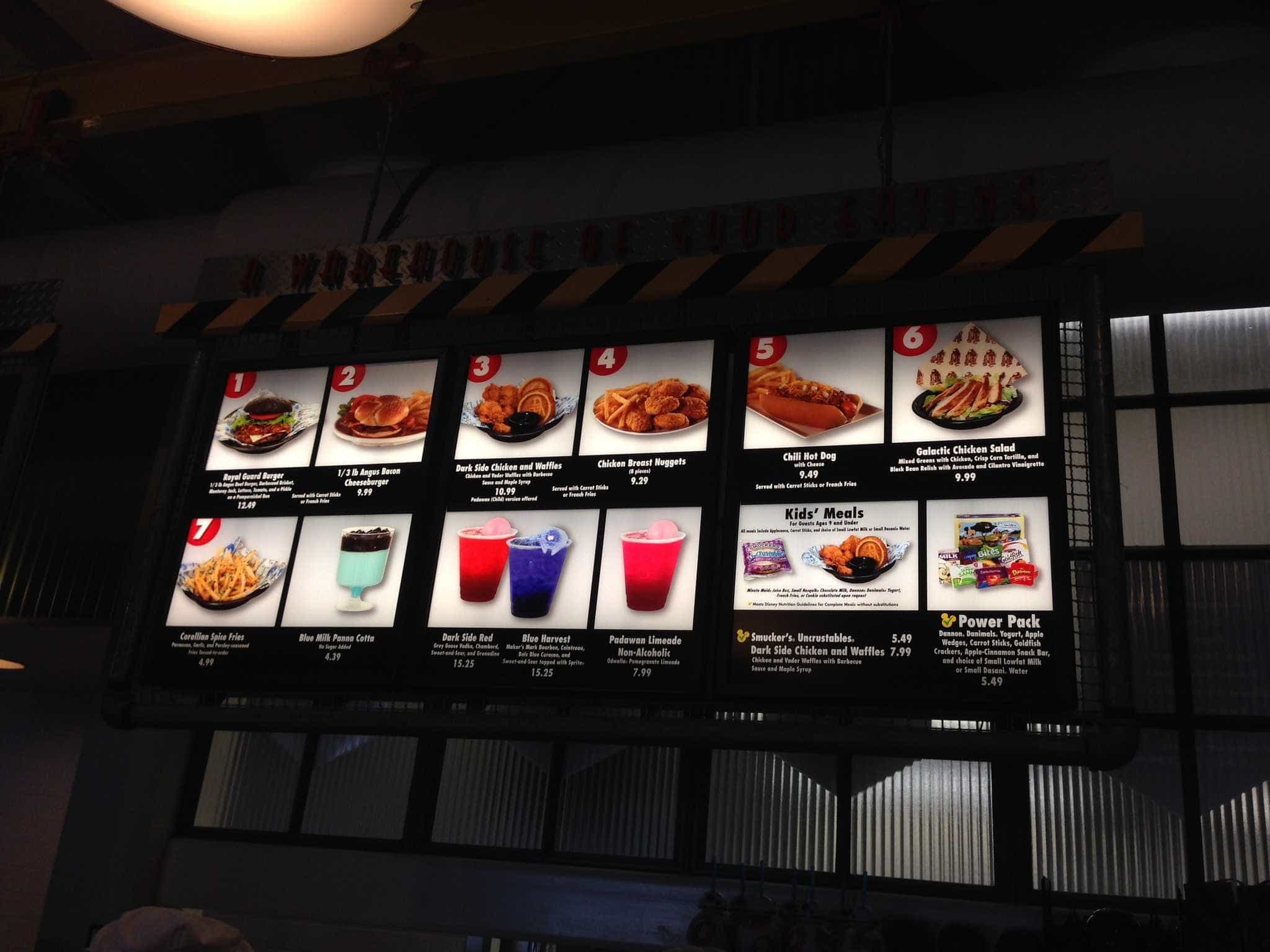 Star Wars Launch Bay 120115 237