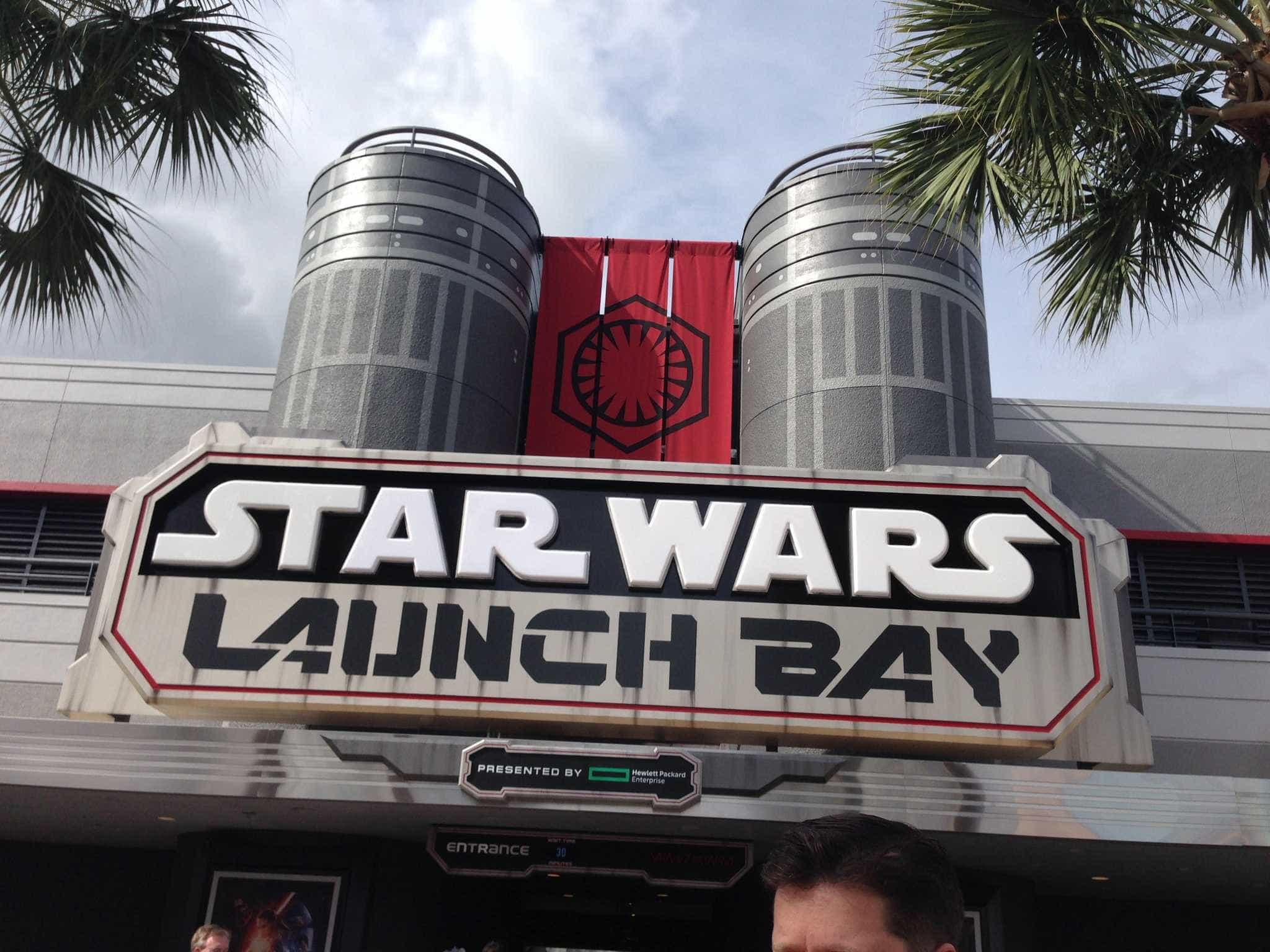 Star Wars Launch Bay 120115 246