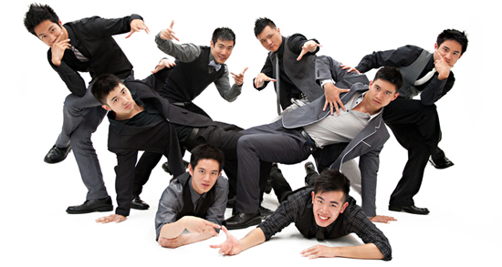 Instant Noodles Compete in the ‘Tron City Dance Crew Challenge’ at ElecTRONica Instant Noodles Compete in the ‘Tron City Dance Crew Challenge’ at ElecTRONica